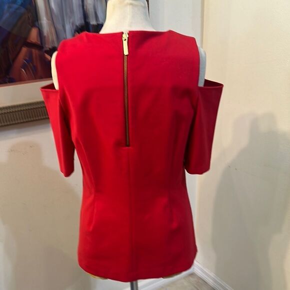 Michael Kors Red Open Shoulder Top Size Large - Picture 9 of 10